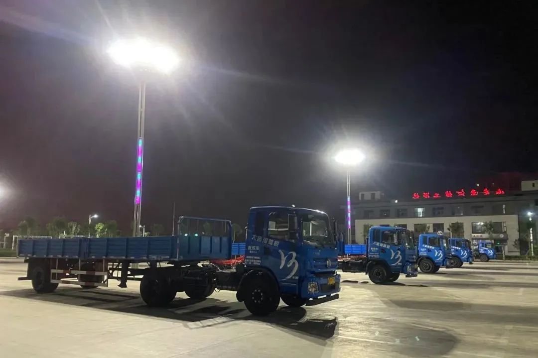 【濟(jì)寧大運(yùn)河駕校】上班練車(chē)沒(méi)時(shí)間？選擇夜訓(xùn)班，學(xué)車(chē)工作兩不誤！(圖2)